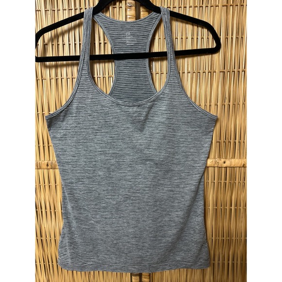 GAP Fit Women’s Top Medium Gray Athletic - Picture 1 of 7